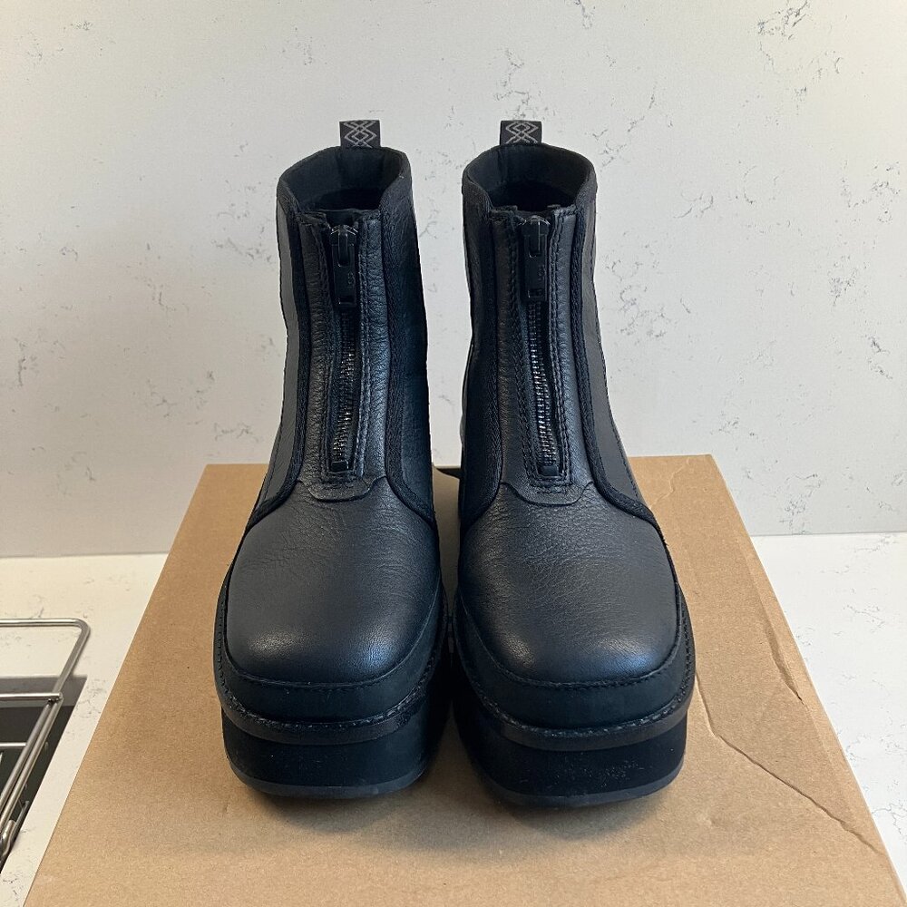 UGG Cityfunc Zip Water-Resistant Platform Bootie - Picture 6 of 7